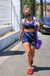 Addison Rae in Workout Gear - West Hollywood 06/10/2021