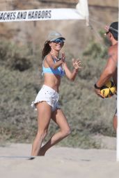 Alessandra Ambrosio - Playing Beach Volleyball in LA 06/05/2021