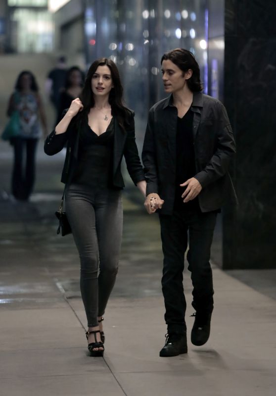 Anne Hathaway and Jared Leto - "We Crashed" Set in New York 06/10/2021
