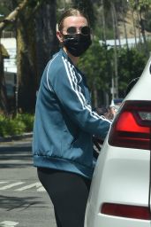 Ashlee Simpson in Workout Outfit - Los Angeles 06/14/2021