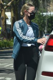 Ashlee Simpson in Workout Outfit - Los Angeles 06/14/2021