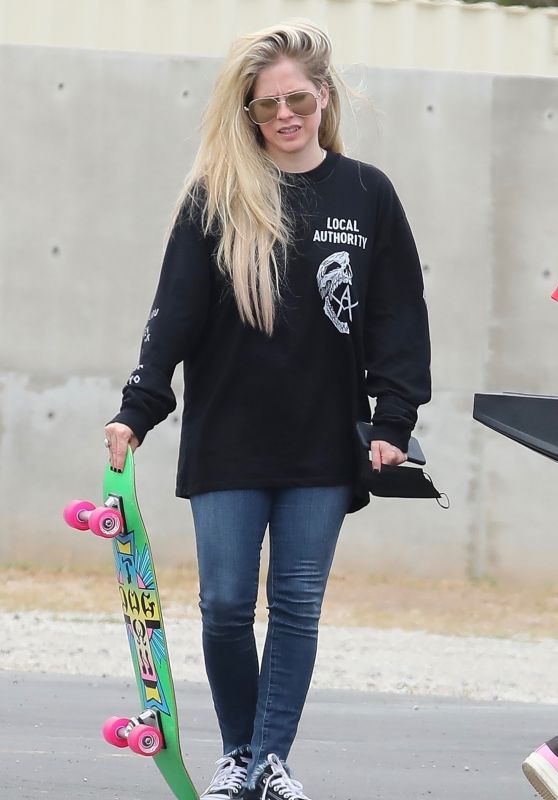 Avril Lavigne and Mod Sun - Out in Malibu 06/17/2021
