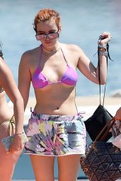 Bella Thorne - Summer Break on Lake Como in Italy 06/25/2021