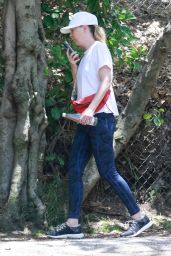 Ellen Pompeo - Hike at Griffith Park in Los Feliz 06/15/2021