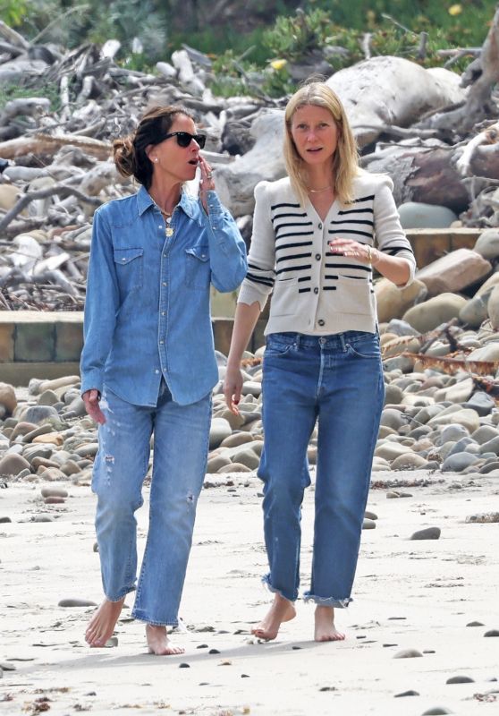 Gwyneth Paltrow on the Beach in Montecito 06/06/2021