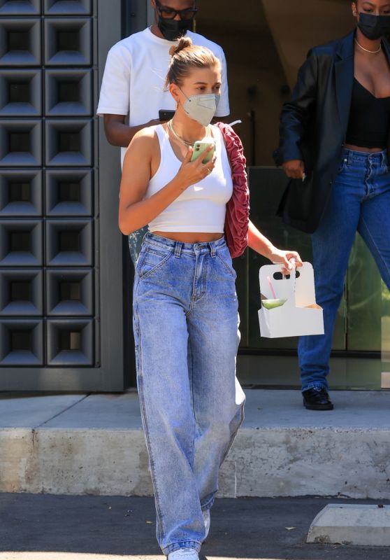 Hailey Rhode Bieber - Shopping at H.Lorenzo in West Hollywood 06/09 ...
