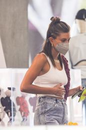 Hailey Rhode Bieber - Shopping at H.Lorenzo in West Hollywood 06/09/2021