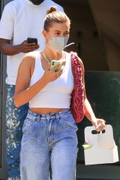 Hailey Rhode Bieber - Shopping at H.Lorenzo in West Hollywood 06/09/2021
