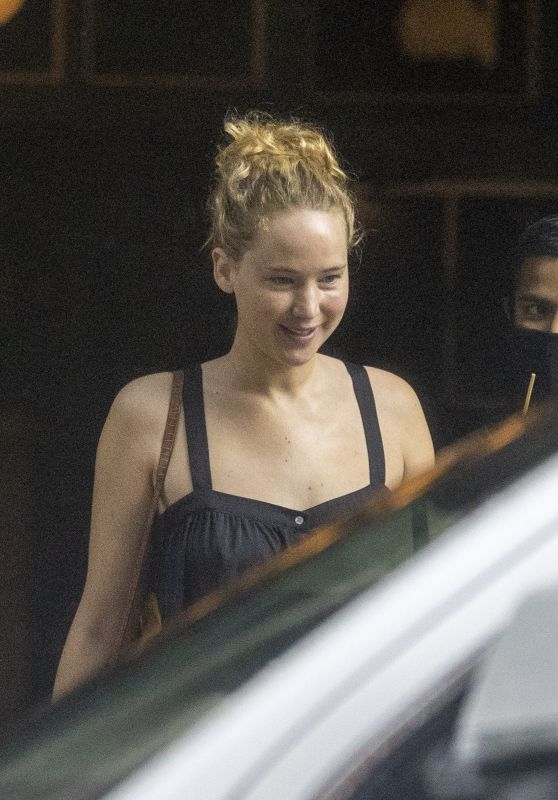 Jennifer Lawrence - Out in New Orleans 06/15/2021