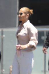 Jennifer Lopez - Arrives at the KTLA 5 Studios in LA 06/24/2021