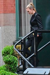 Karlie Kloss With Joshua Kushner - New York City 06/08/2021