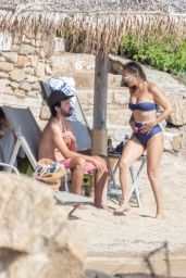 Kate Hudson in a Bikini - Greece 06/19/2021