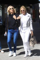 Kelly Rutherford With Her Mother Ann Edwards - Beverly Hills 06/08/2021