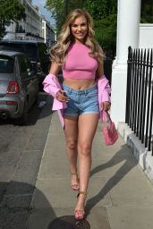 Kelsey Stratford - Heading to a Friends Garden Party to Watch the England Game 06/29/2021