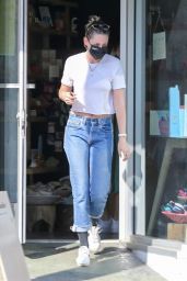 Kristen Stewart - Out in Los Angeles 06/29/2021