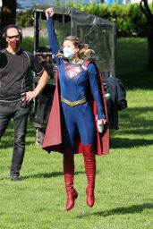 Melissa Benoist - Final season of "Supergirl" Filming Set in Vancouver 06/08/2021