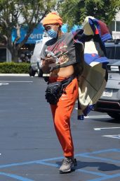 Naomi Osaka - Grocery Shopping in LA 06/02/2021
