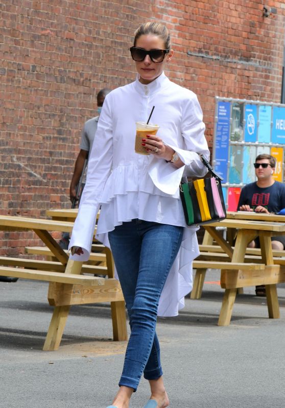 Olivia Palermo in Skinny Jeans and White Blouse - New York 06/01/2021 ...