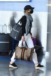 Olivia Wilde in Travel Outfit - JFK Airport in NYC 06/28/2021