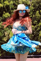 Phoebe Price in a Turquoise Sunflower Dress at the Tennis Courts in LA 06/01/2021