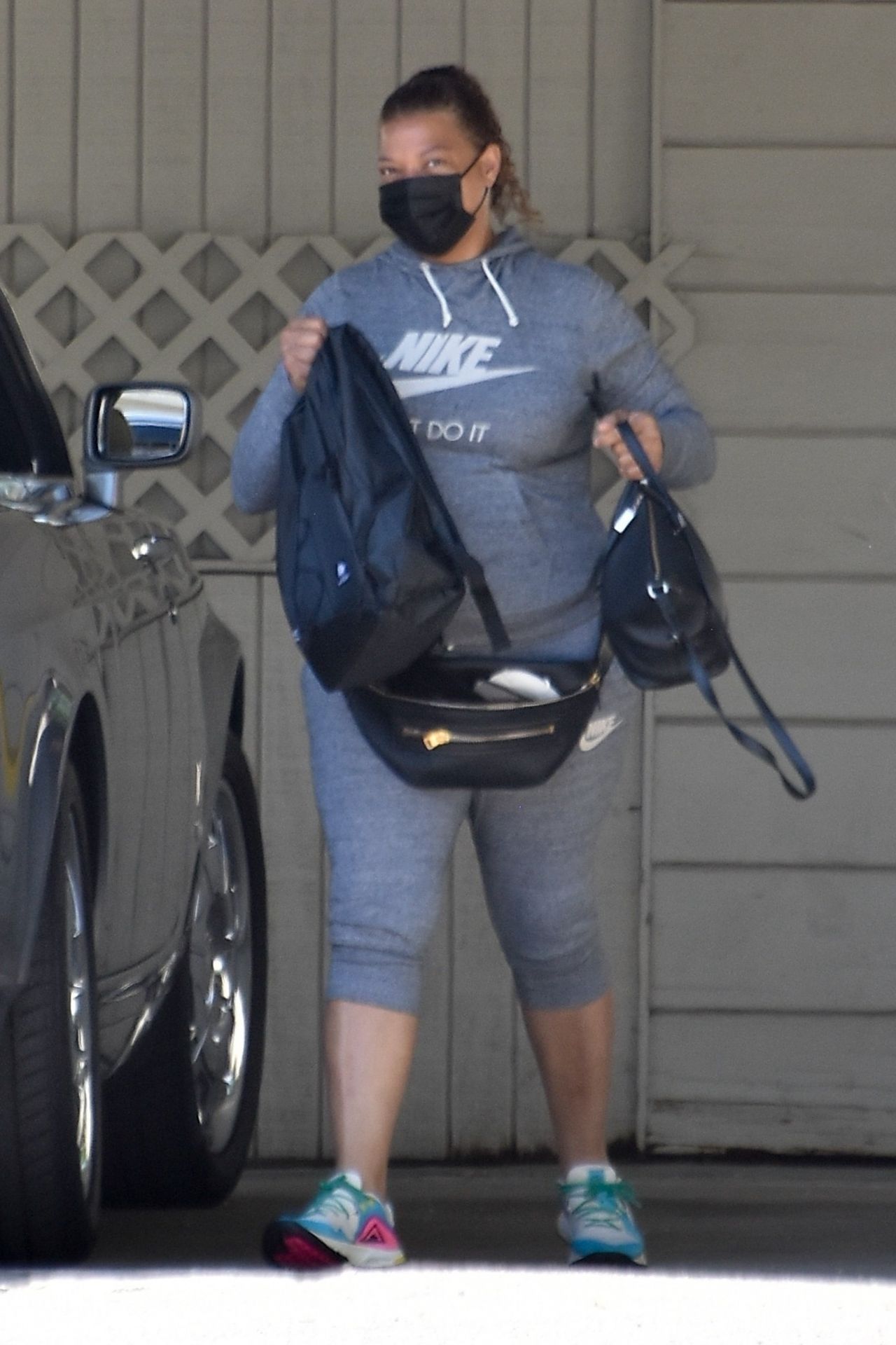 Queen Latifah in Nike Gear - Out in Studio City 06/04/2021 • CelebMafia