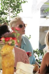 Tilda Swinton Kisses Her Partner Sandro Kopp - Santalucia Restaurant in Rome 06/26/2021