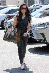Vanessa Villela Carrying an oversized Louis Vuitton Bag in LA 06/03/2021