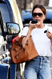 Victoria Beckham - Out in London 06/08/2021