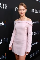 AnnaSophia Robb - "Dr. Death" Premiere in Hollywood