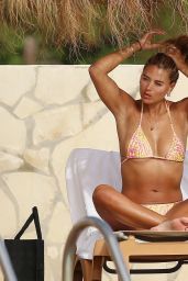 Arabella Chi in a Bikini By the Pool on Holiday in Ibiza 07/15/2021