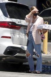 Ashlee Simpson - Out in Los Angeles 07/23/2021