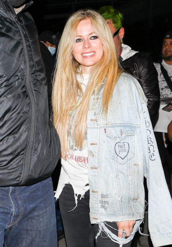 Avril Lavigne at BOA Steakhouse in West Hollywood 07/08/2021