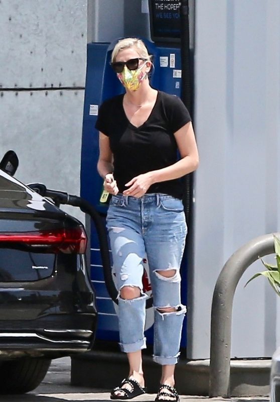 Charlize Theron - Running Errands in West Hollywood 07/24/2021