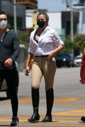Chrissy Teigen Street Style - Los Angeles 07/20/2021
