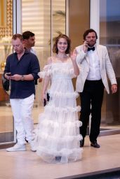 Haley Lu Richardson - Leaving the Martinez Hotel in Cannes 07/10/2021