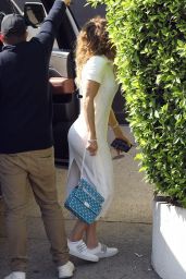 Jennifer Lopez - Arriving For a Photoshoot in LA 06/30/2021