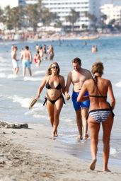 Jessica Paszka in a Bikini on the Beach in Ibiza 07/02/2021