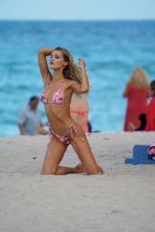 Joy Corrigan in a Pink Bikini at the Beach in Miami Beach 07/08/2021