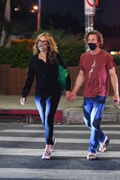 Julia Roberts and Husband Daniel Moder - Out in Los Angeles 07/27/2021