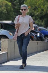 Kate Mara - Out in Los Feliz 07/12/2021