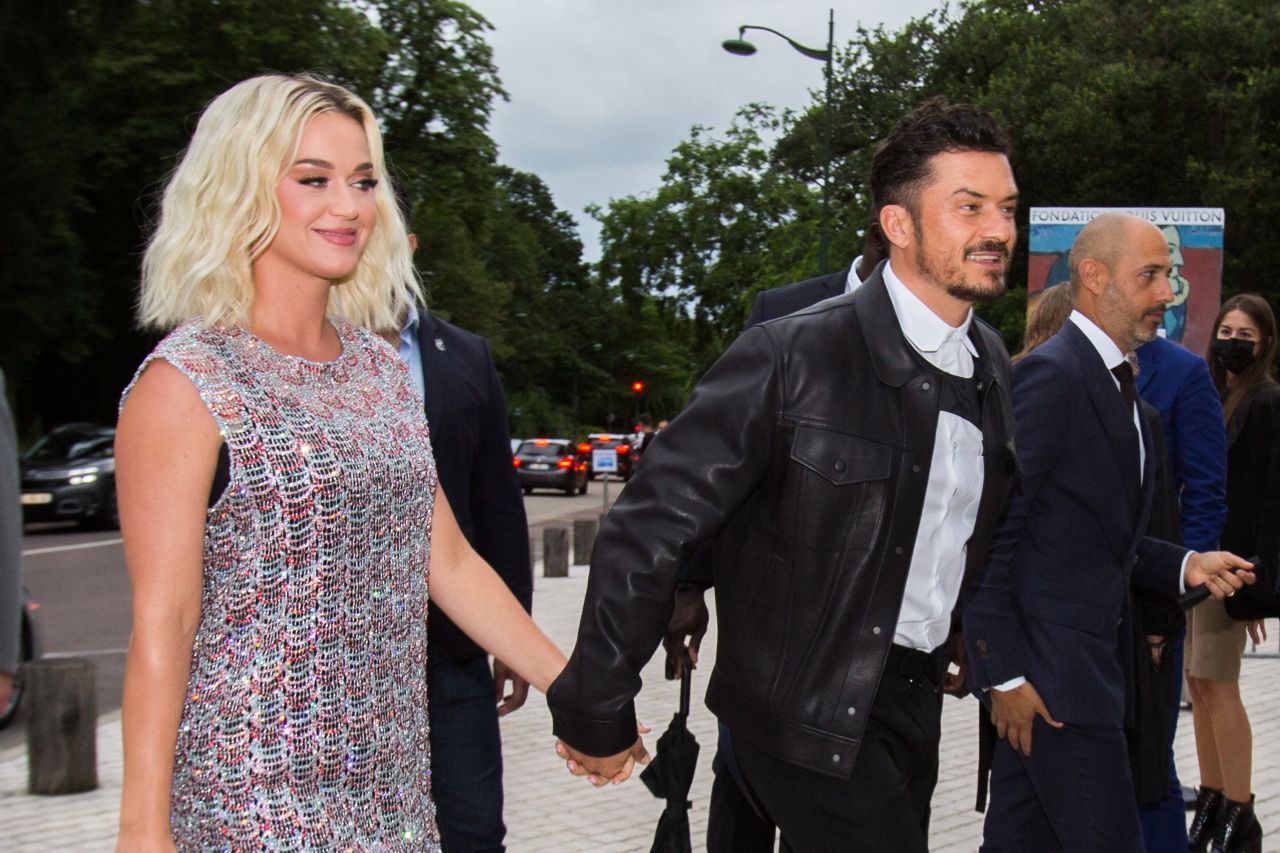 Katy Perry and fiancé Orlando Bloom join Sophie Turner and Joe Jonas at Louis  Vuitton Parfum dinner