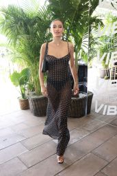 Kelsey Merritt – Sports Illustrated Swimsuit 2021 Issue Concert in Miami 07/24/2021