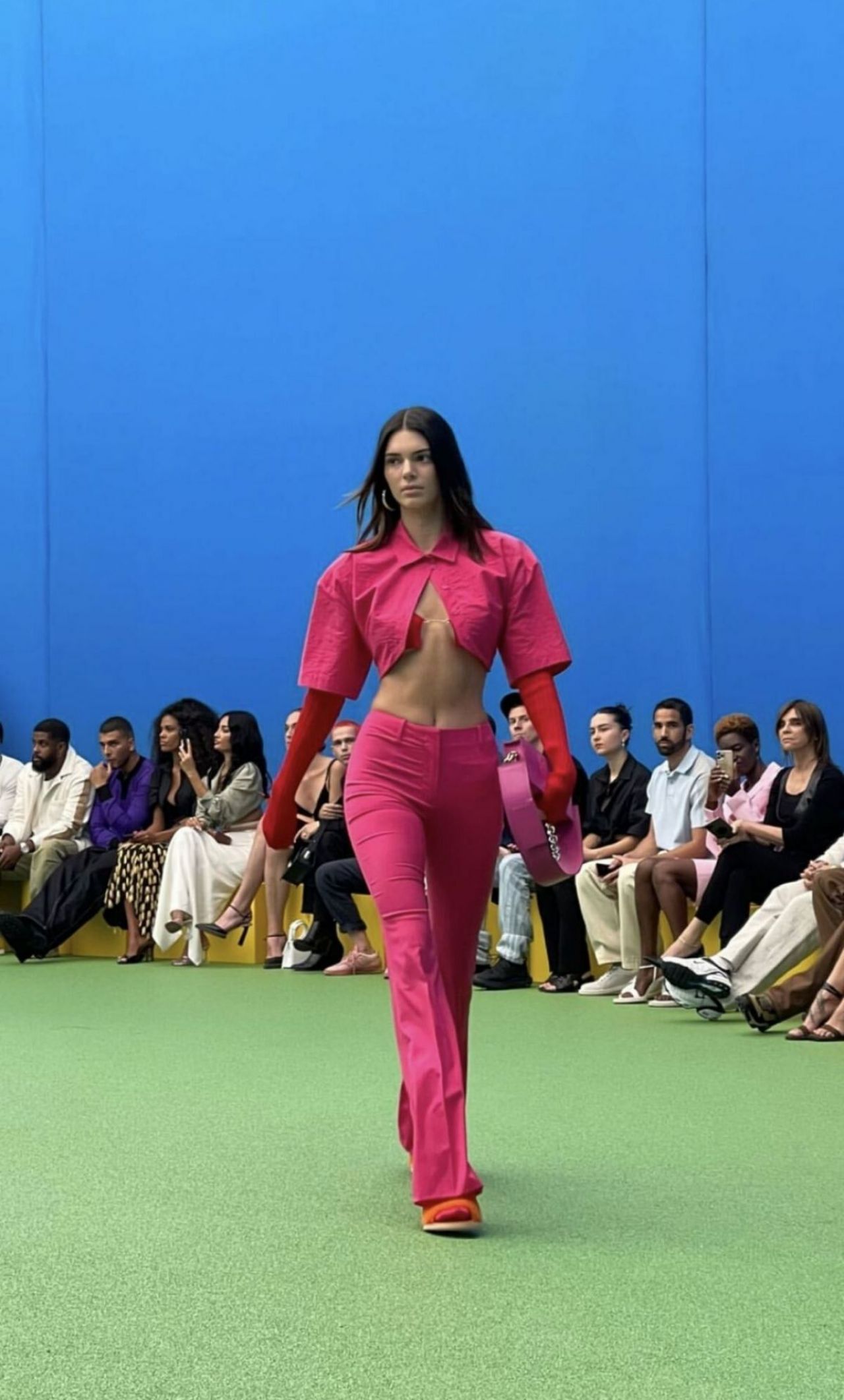 Kendall Jenner - Jacquemus Fall-Winter 2021-2022 Fashion Show in Paris ...