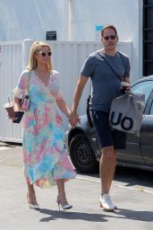 Paris Hilton and Carter Reum- Shopping in Malibu 07/04/2021