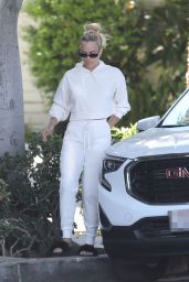 Peta Murgatroyd - Shopping in West Hollywood 07/03/2021