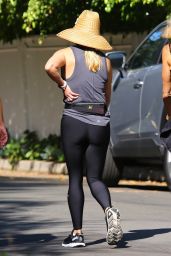 Reese Witherspoon - Out in Malibu 07/29/2021