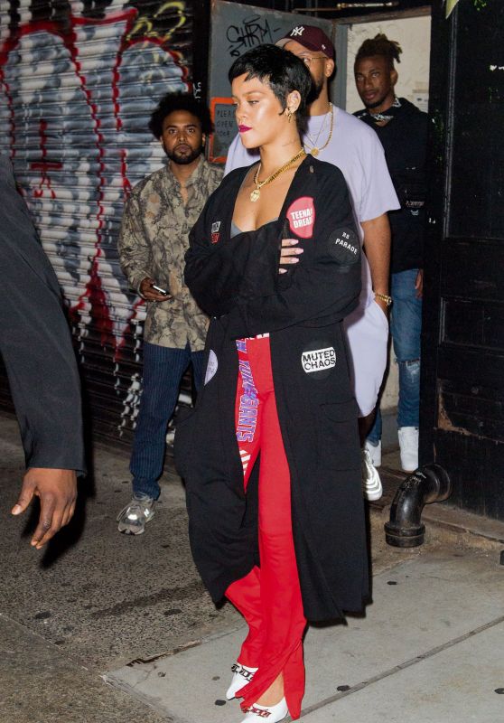 Rihanna on the 4th of July in China Town, NY 07/04/2021