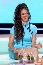 Vick Hope - Love Island: Aftersun TV Show, Series 7, Episode 1 in London 07/04/2021