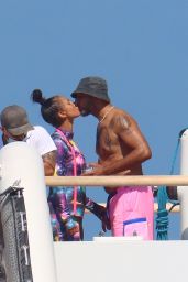 Alicia Keys Aboard a Mega Yacht in the South of France 08/03/2021