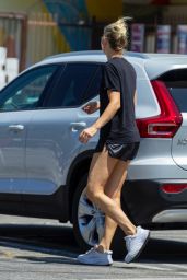Amanda Kloots - Out in Studio City 08/09/2021